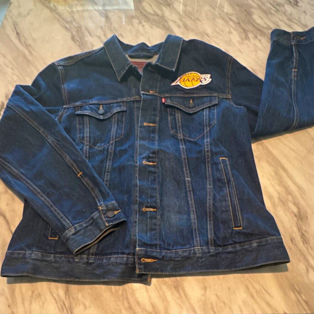 Levi's Los Angeles Lakers NBA Denim Jacket XL Blue Officially Licensed